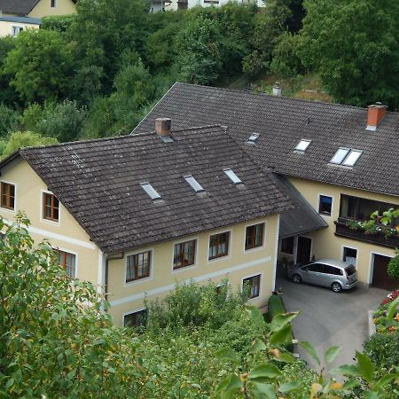 Ferienwohnung Haus Lindenhofer Emmersdorf an der Donau Exterior foto